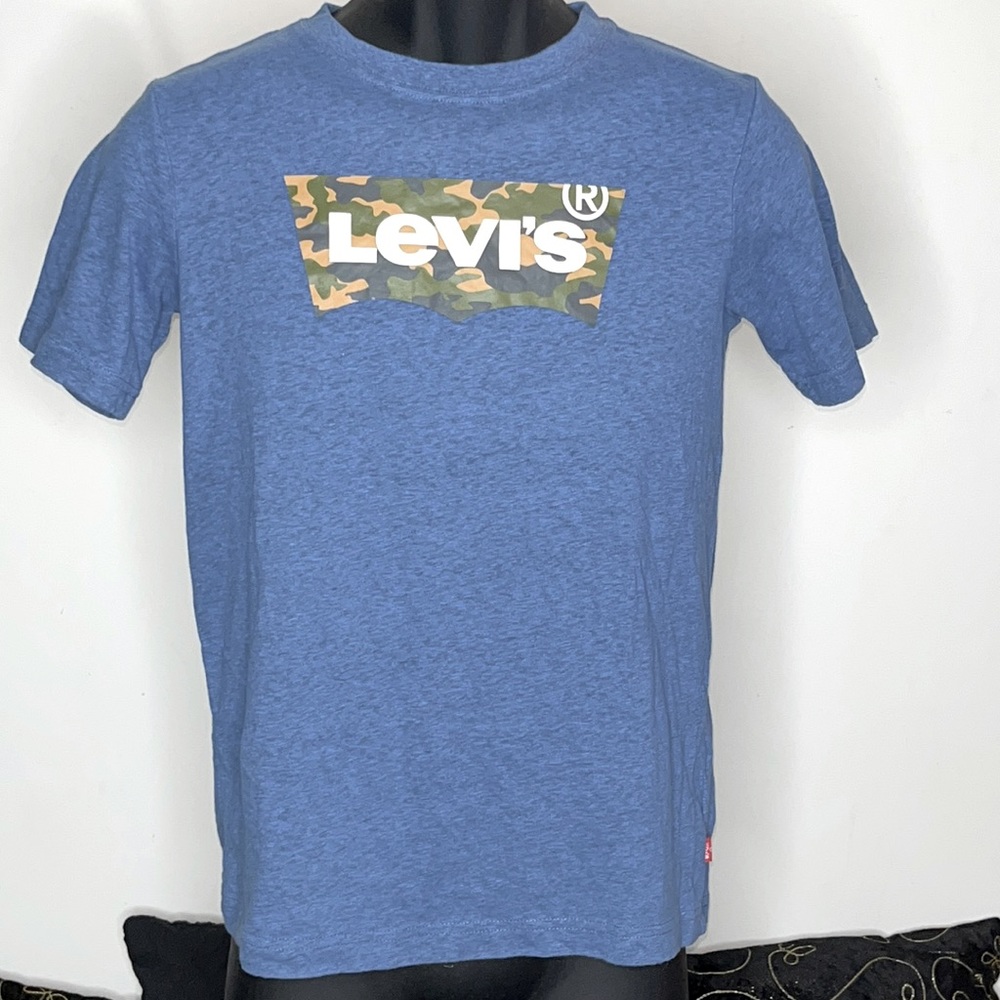 Levi's Camo T-shirt